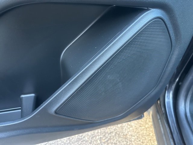 Used 2023 Ford Explorer ST image 14