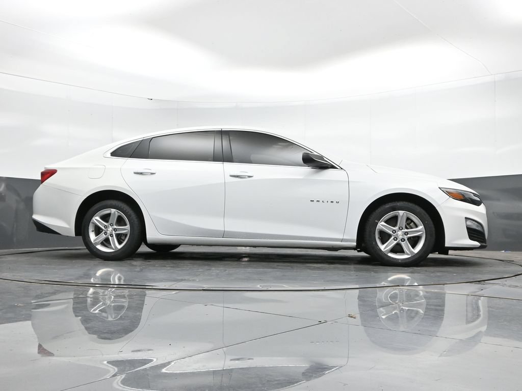 Used 2023 Chevrolet Malibu LS FWD image 39