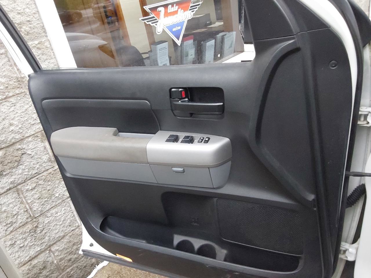Used 2007 Toyota Tundra SR5 AWD/4WD image 18
