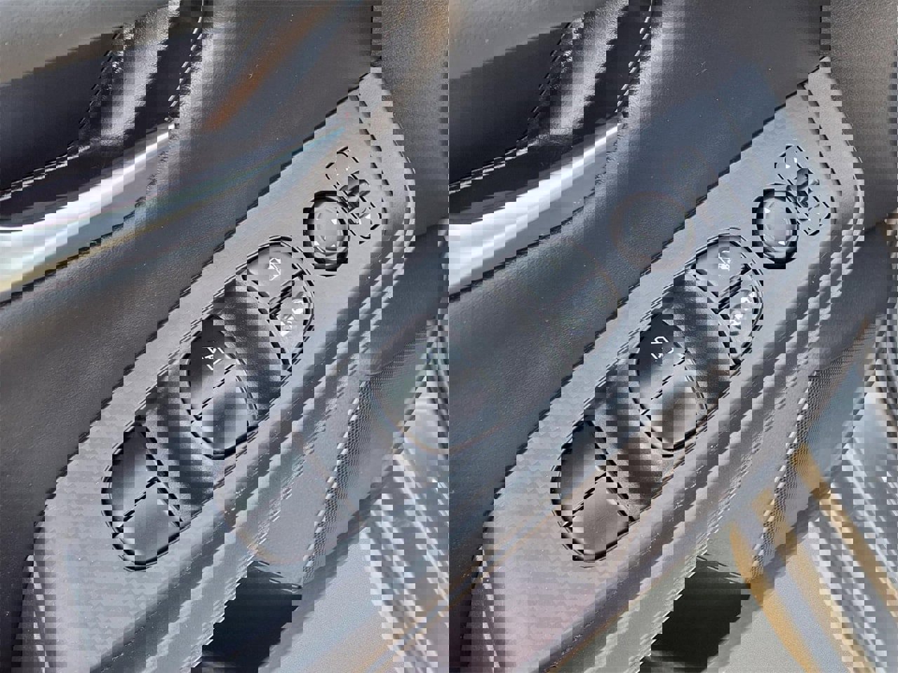 Used 2023 Nissan Sentra SV image 13