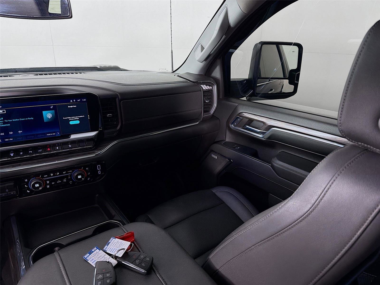 Used 2024 Chevrolet Silverado 3500 LTZ image 24