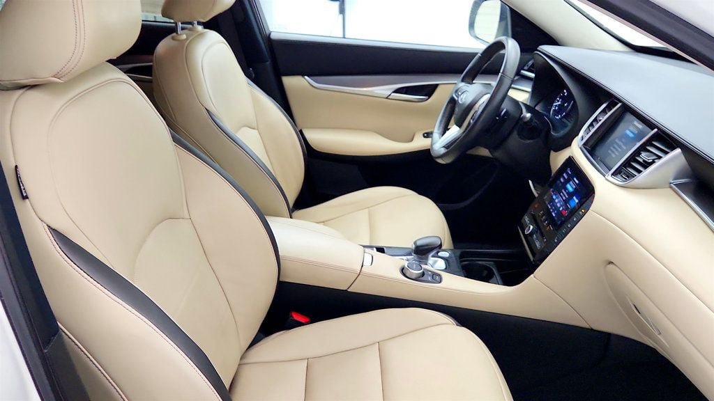 Used 2022 INFINITI QX50 Luxe AWD/4WD image 22