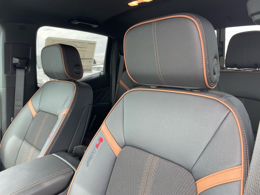 New 2026 GMC Canyon AT4 w/ Nightfall Edition image 22