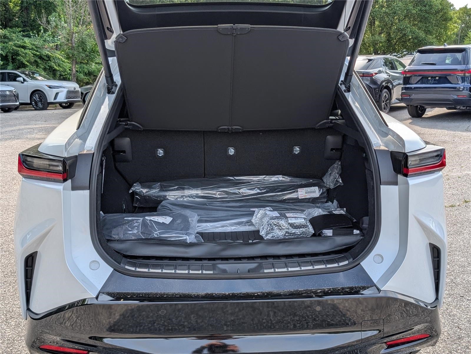 New 2026 Lexus RZ 450e AWD image 9