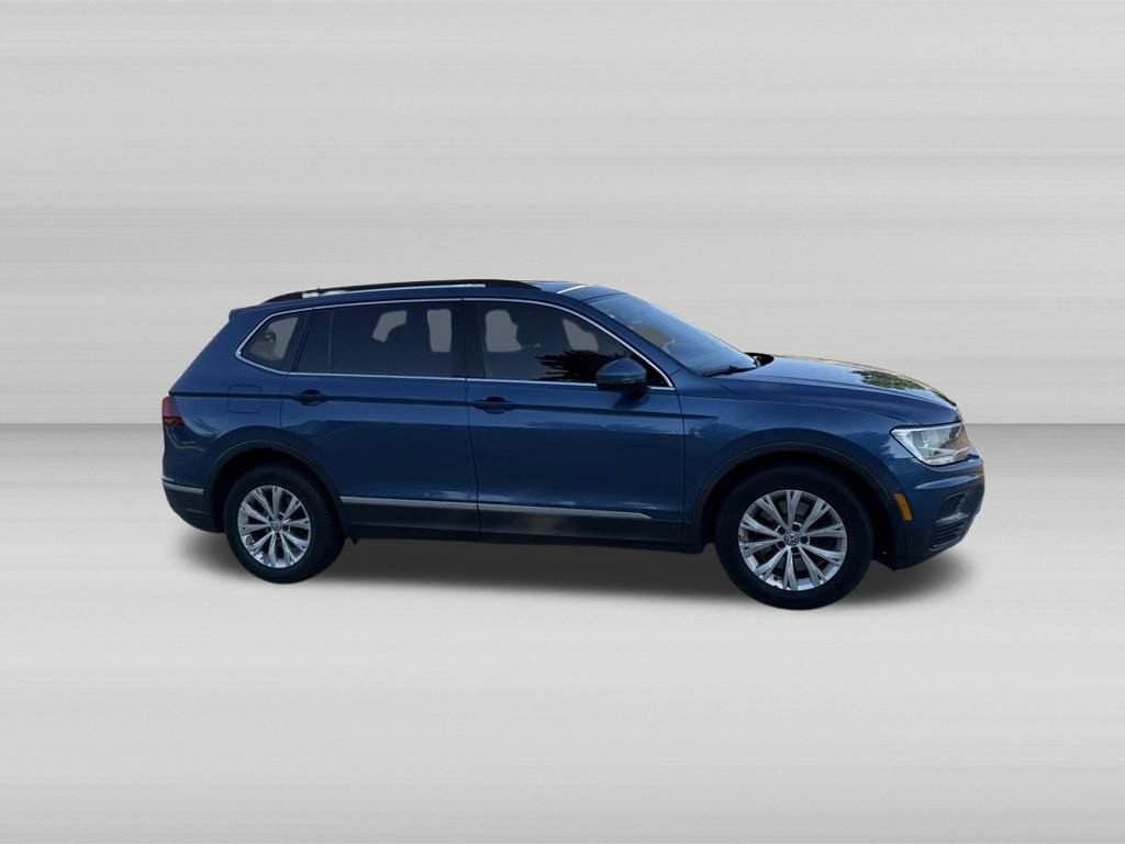 Used 2018 Volkswagen Tiguan SE AWD/4WD image 3