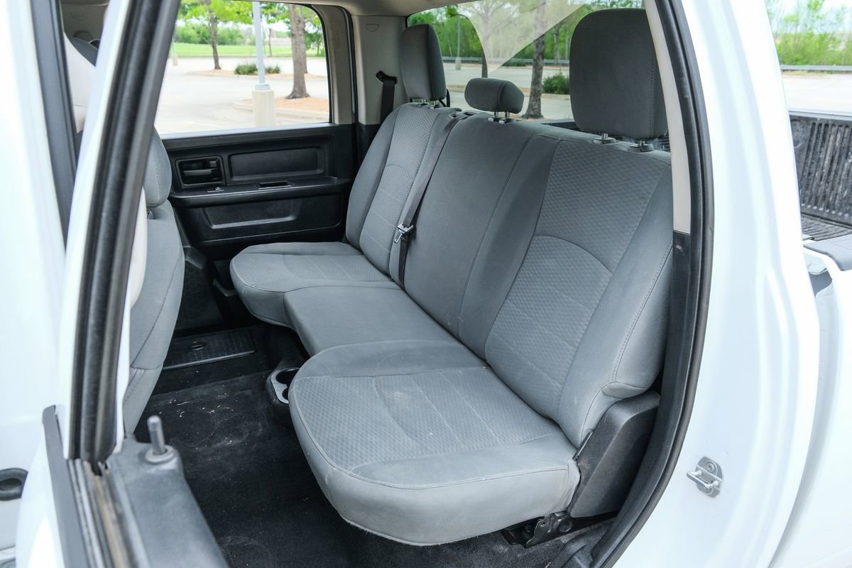 Used 2018 RAM 2500 Tradesman w/ Chrome Appearance Group AWD/4WD image 37