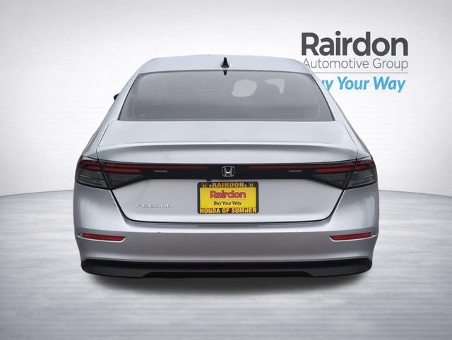 Used 2025 Honda Accord SE image 6
