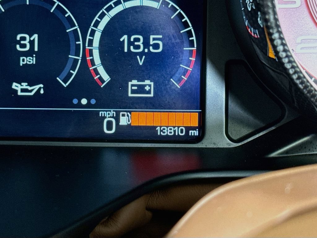 Used 2020 Ferrari Portofino RWD image 14