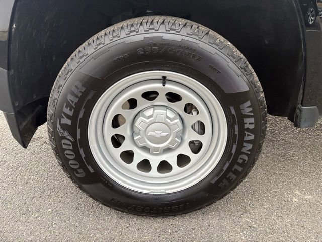 Used 2024 Chevrolet Colorado W/T image 13