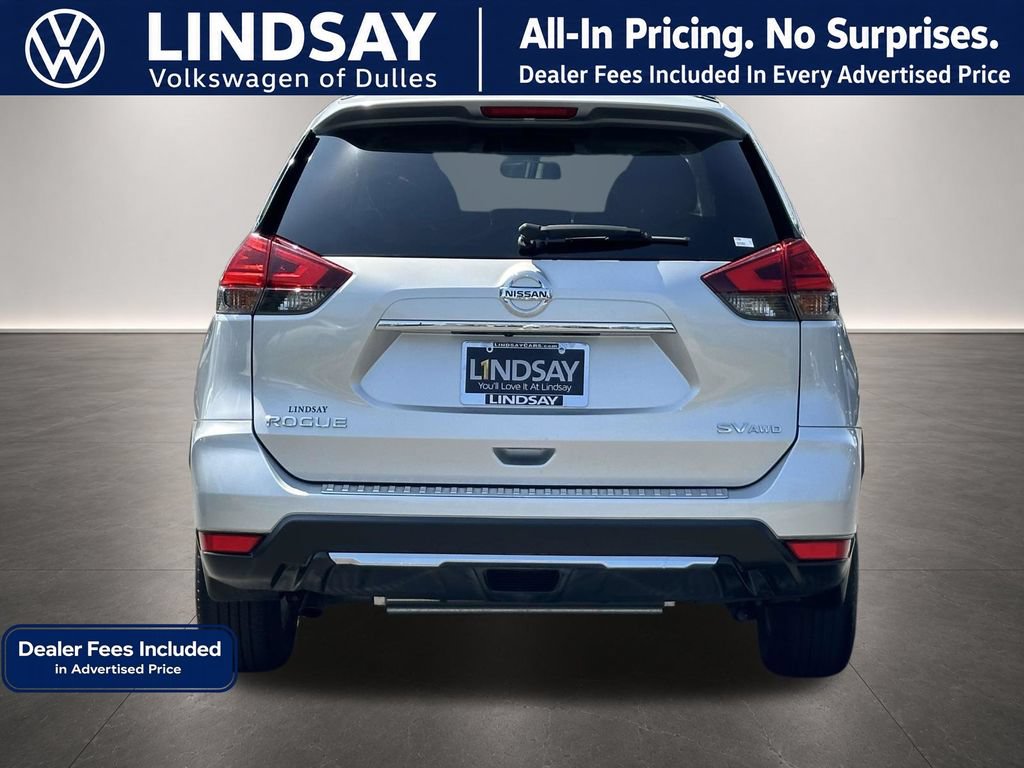 Used 2017 Nissan Rogue SV AWD/4WD image 6