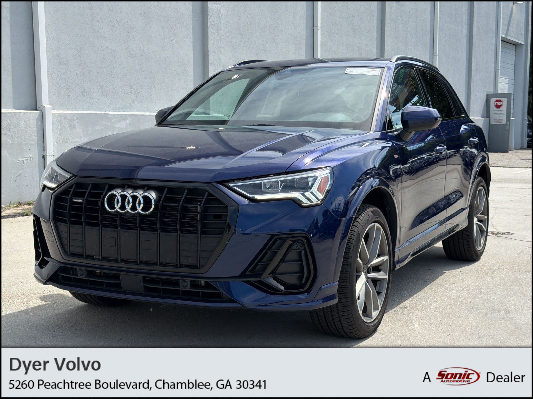 Used 2024 Audi Q3 2.0T Premium Plus
