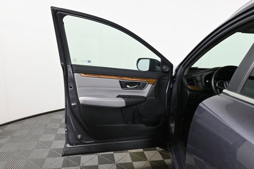 Used 2017 Honda CR-V Touring image 30