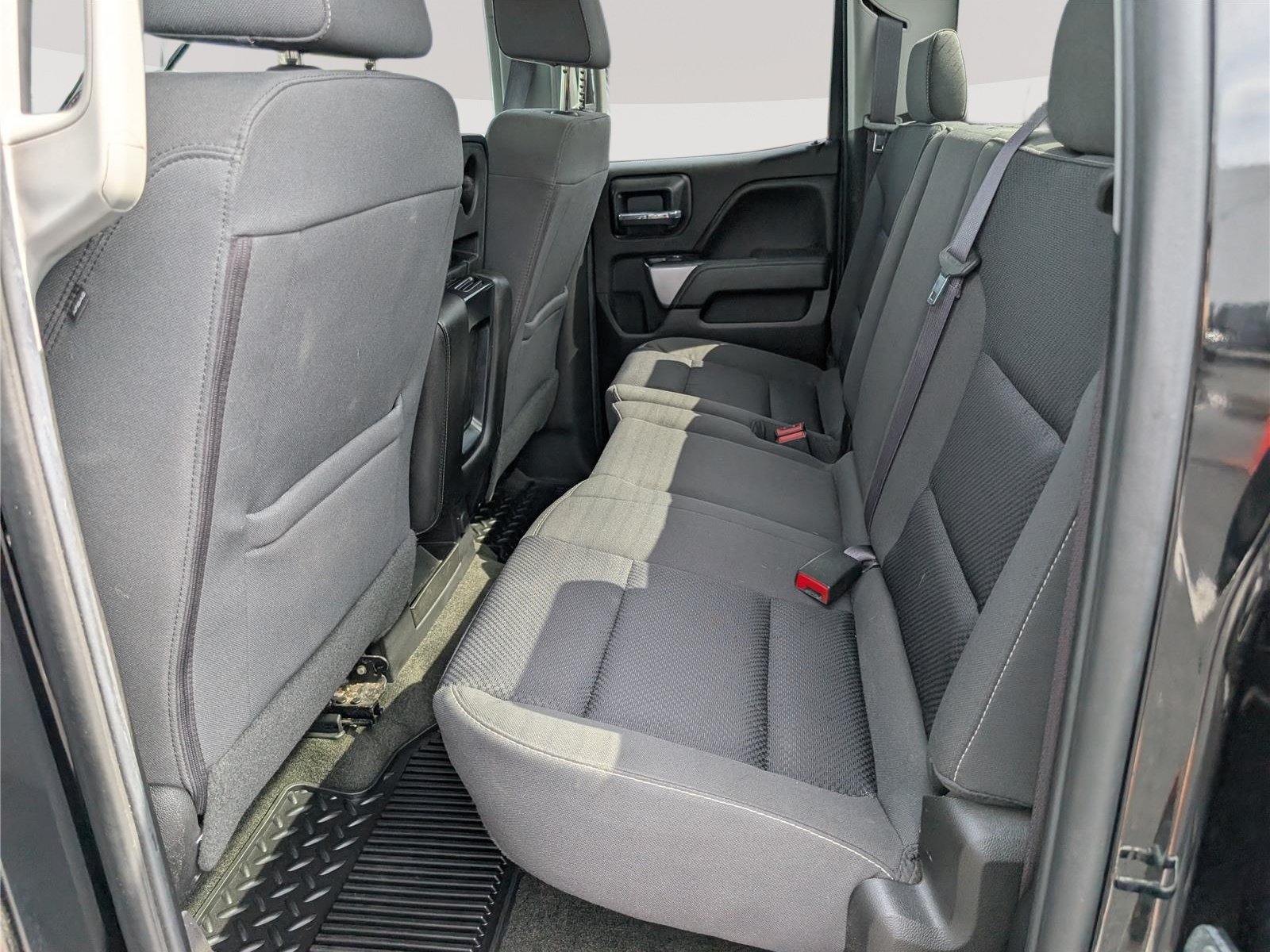 Used 2017 Chevrolet Silverado 1500 LT AWD/4WD image 13