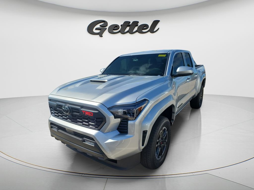 Certified 2025 Toyota Tacoma TRD Sport image 2