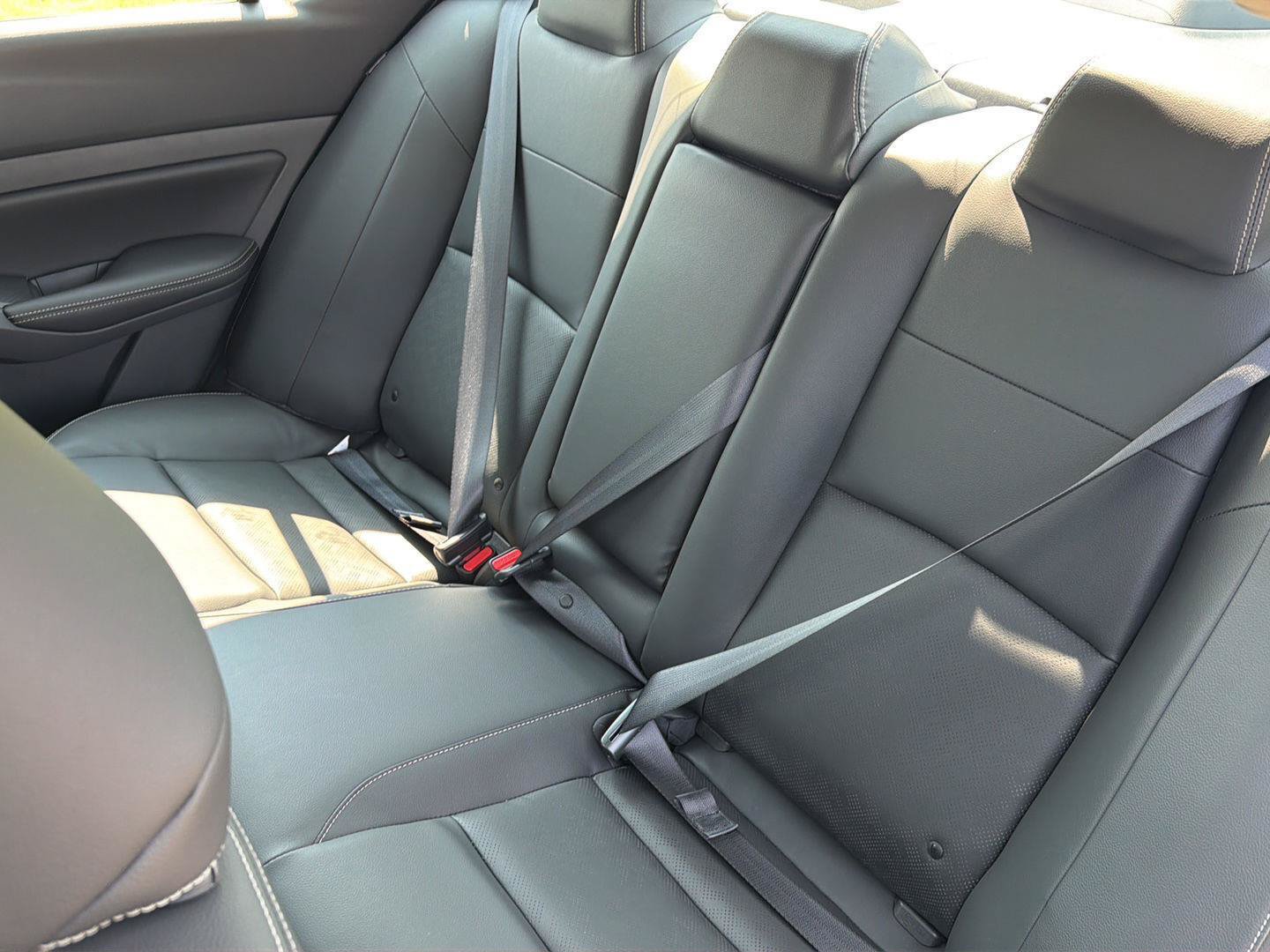 New 2026 Nissan Altima 2.5 SV w/ SV Premium Package FWD image 32