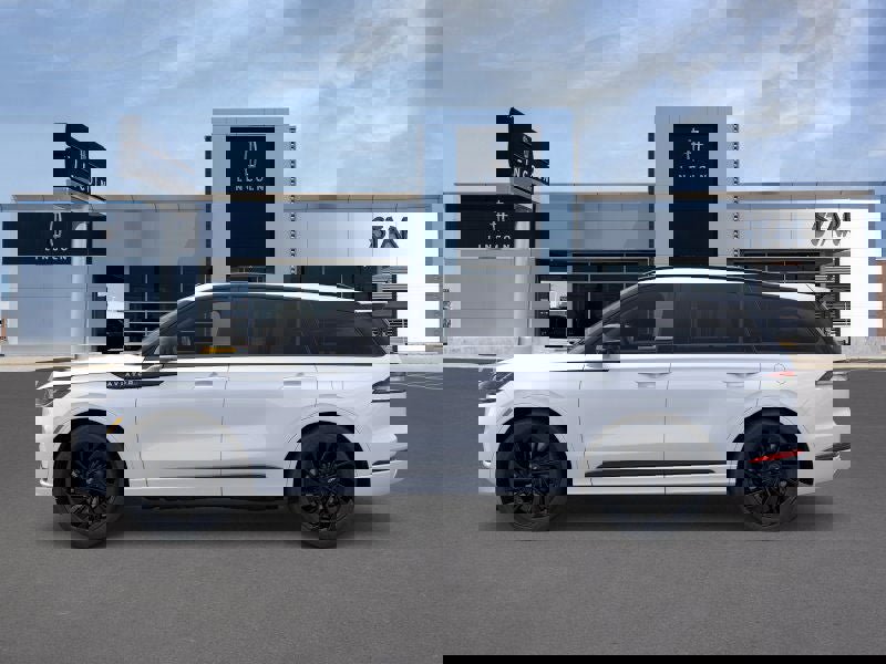 New 2025 Lincoln Aviator Reserve w/ Jet Appearance Package image 3