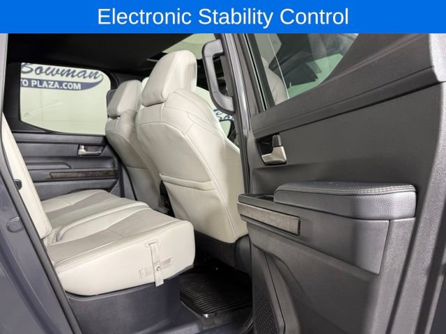 Used 2024 Toyota Tacoma Limited w/ Limited Package (LT) AWD/4WD image 19