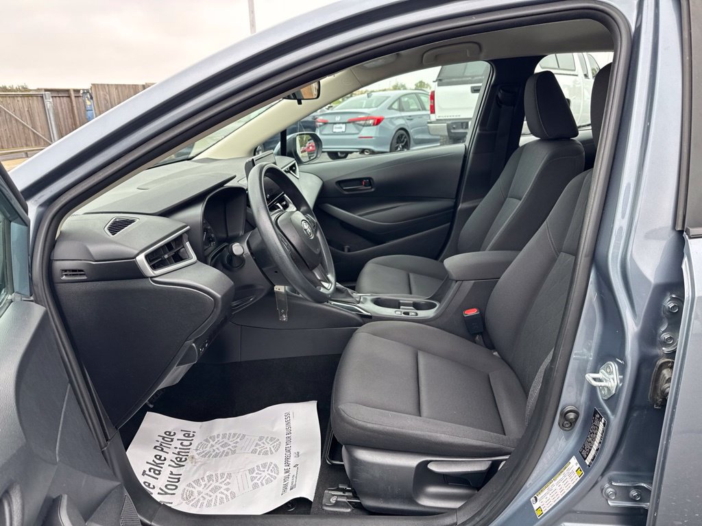 Used 2024 Toyota Corolla LE FWD image 30