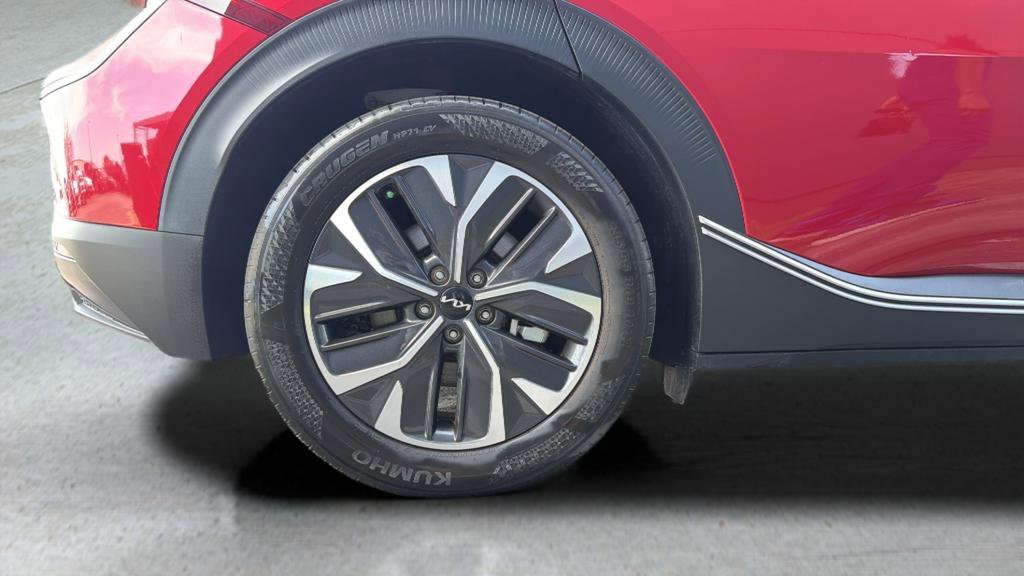Used 2024 Kia EV6 Light RWD image 13