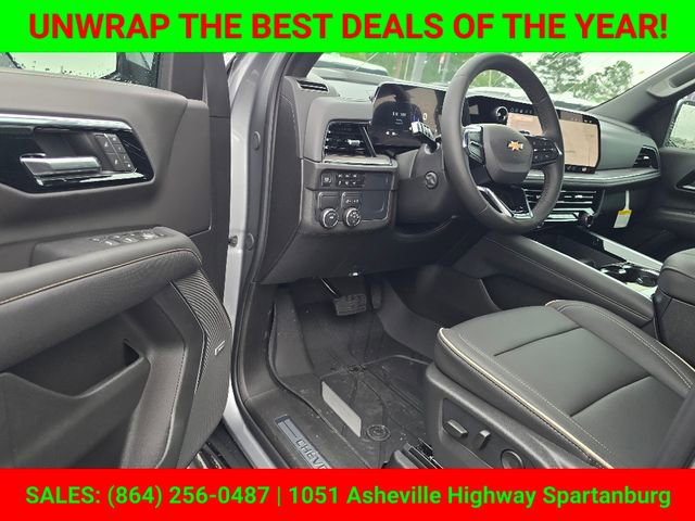 New 2025 Chevrolet Suburban Premier image 14