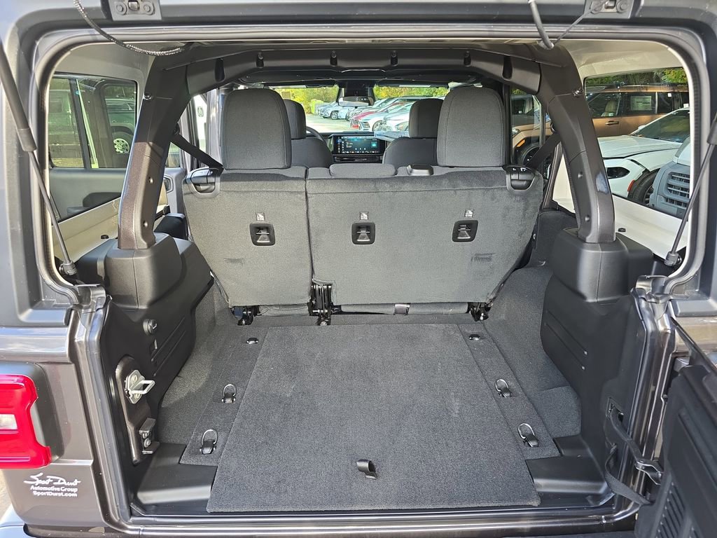 New 2026 Jeep Wrangler Unlimited Sport AWD/4WD image 13