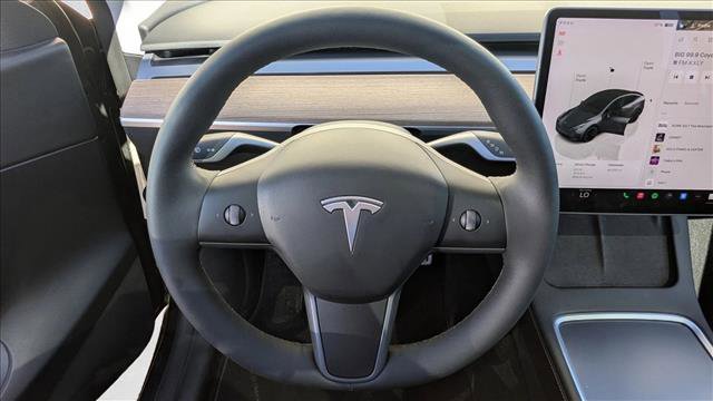 Used 2022 Tesla Model Y Performance image 14