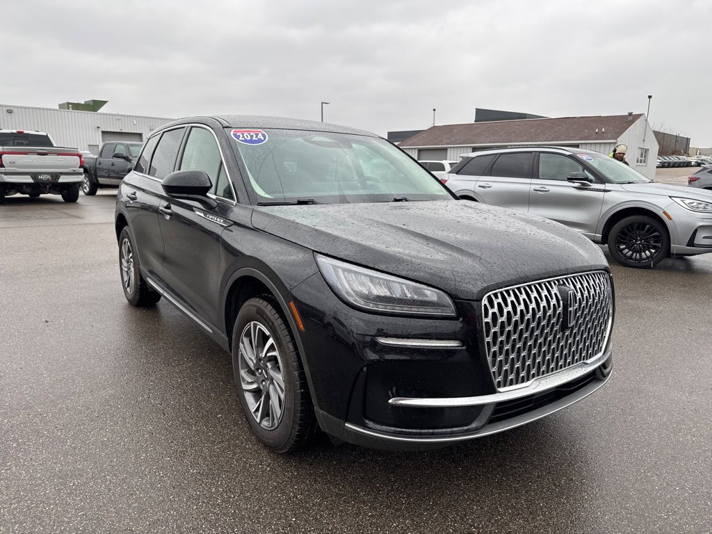 Used 2024 Lincoln Corsair FWD image 6