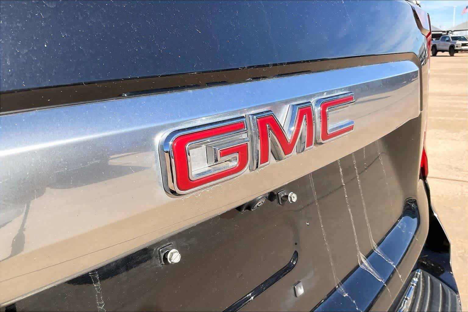 Used 2024 GMC Yukon Denali AWD/4WD image 30