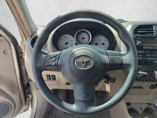 Used 2005 Toyota RAV4 2WD image 9
