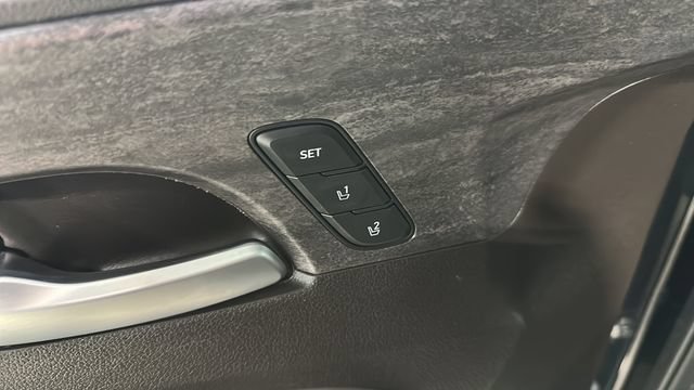 Used 2019 Hyundai Santa Fe AWD image 9