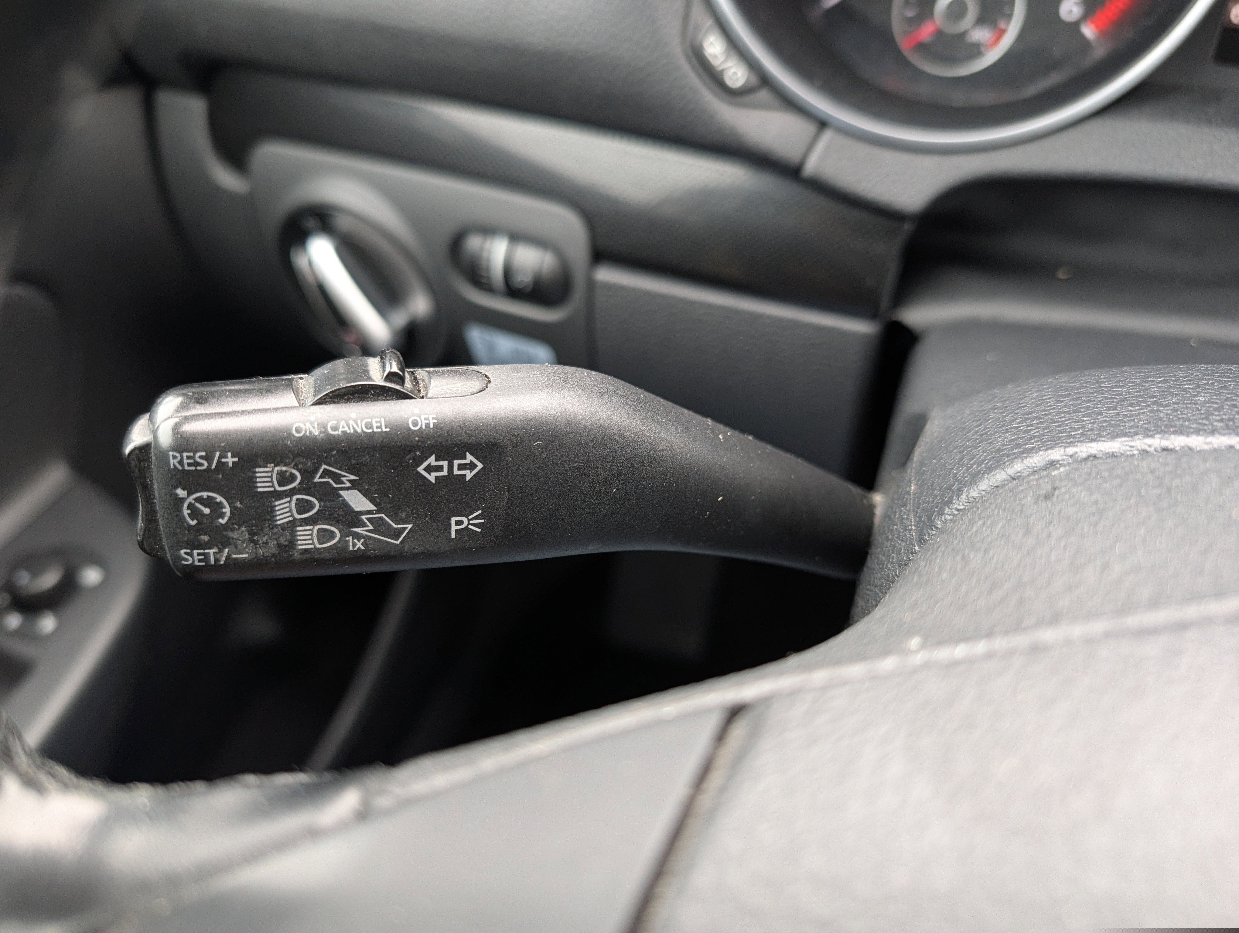 Used 2014 Volkswagen Jetta TDI image 28