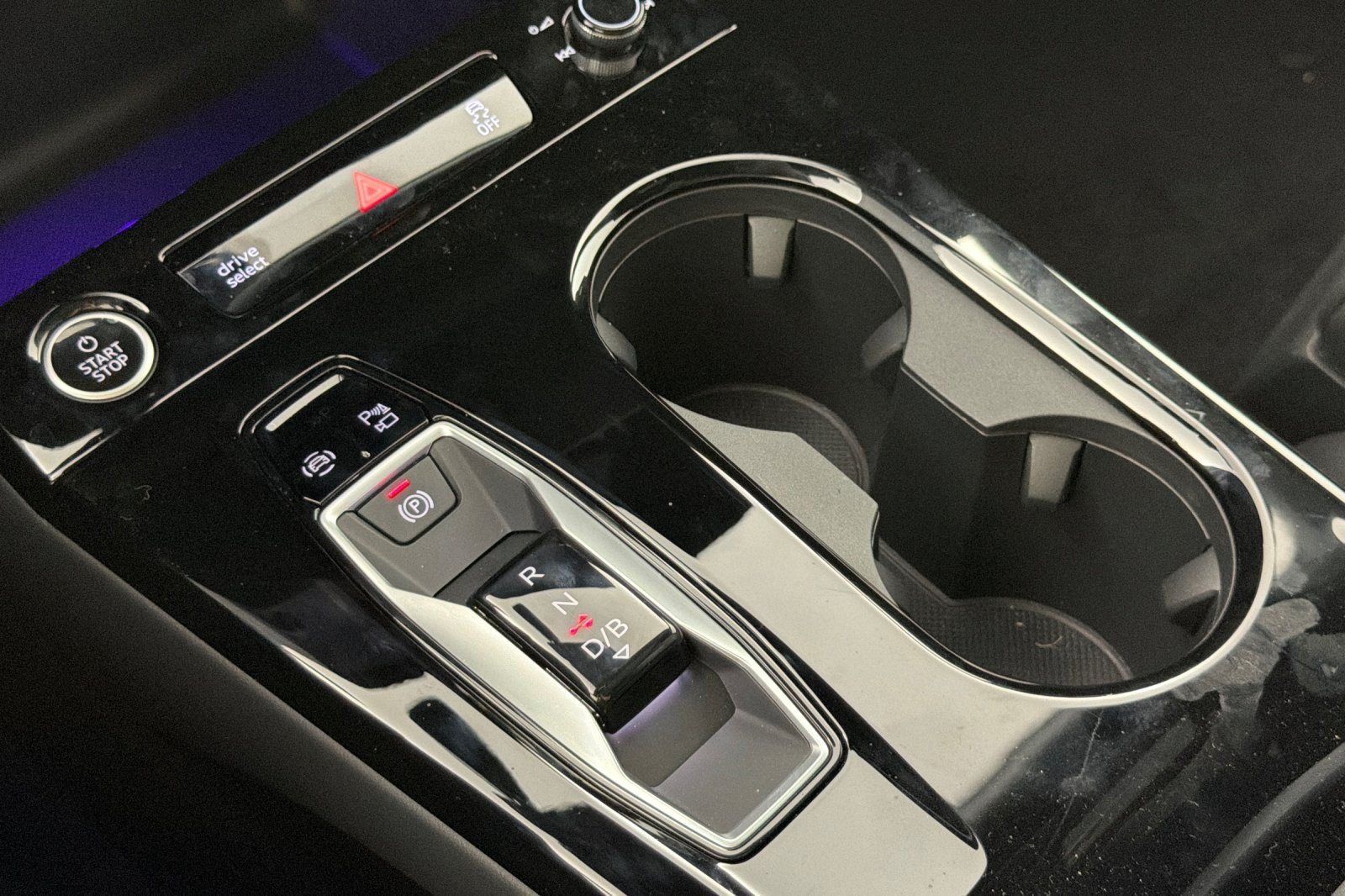 New 2027 Audi Q6 e-tron Premium Plus AWD/4WD image 20