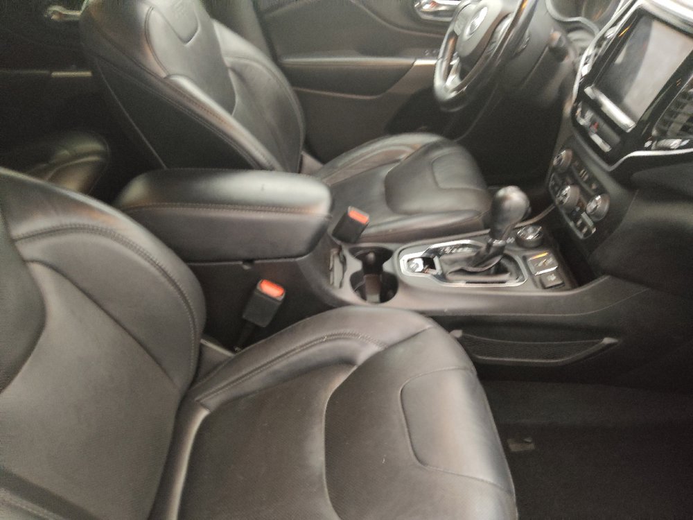 Used 2020 Jeep Cherokee Limited AWD/4WD image 21