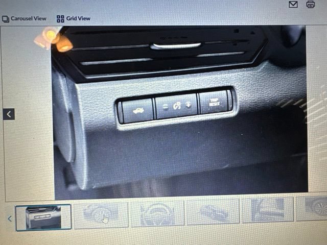 Used 2025 Nissan Altima 2.5 SV FWD image 3