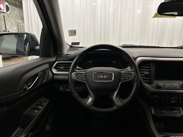 Used 2021 GMC Acadia AT4 w/ Technology Package AWD/4WD image 14