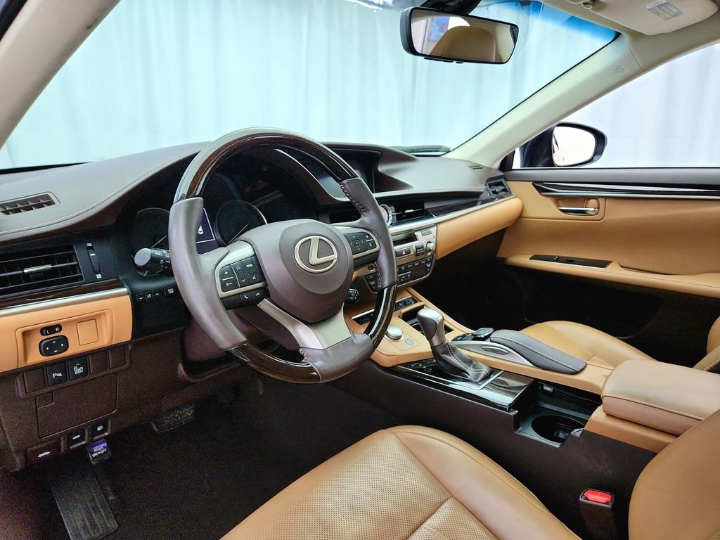 Used 2016 Lexus ES 350 FWD image 9
