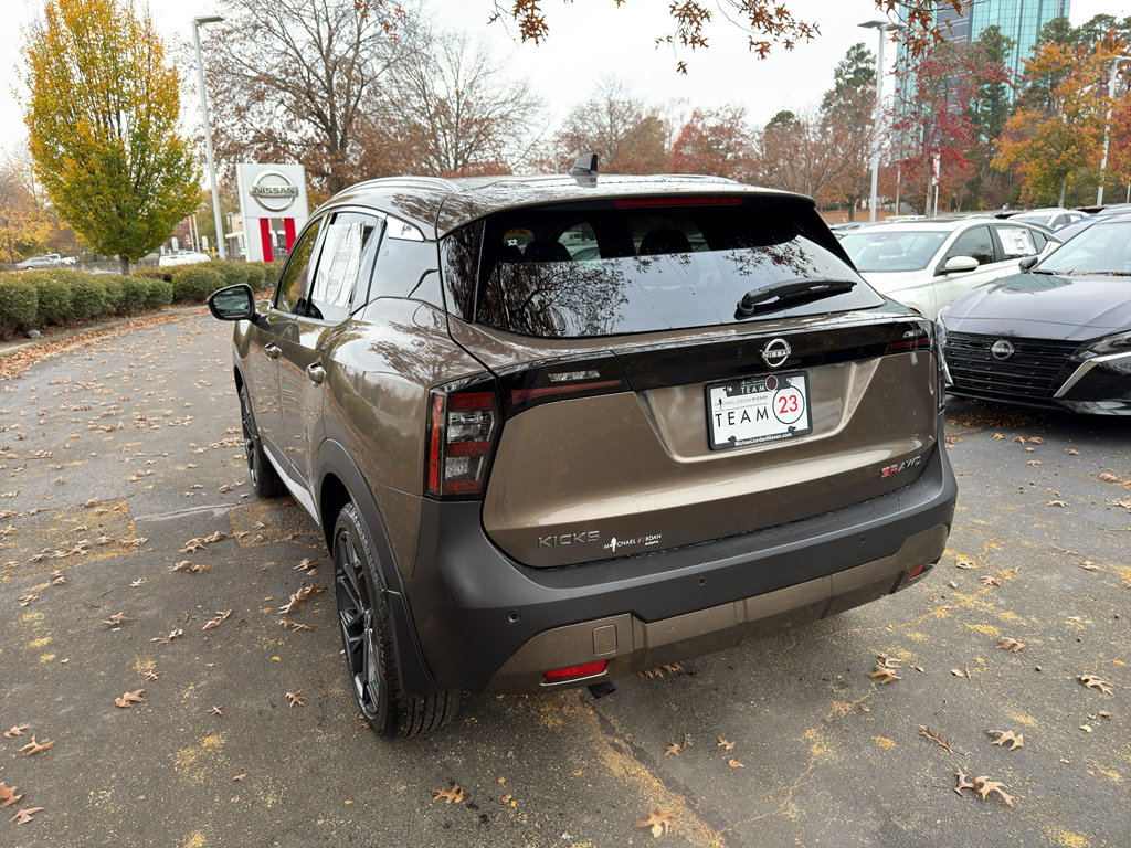 New 2026 Nissan Kicks SR w/ SR Premium Package image 5