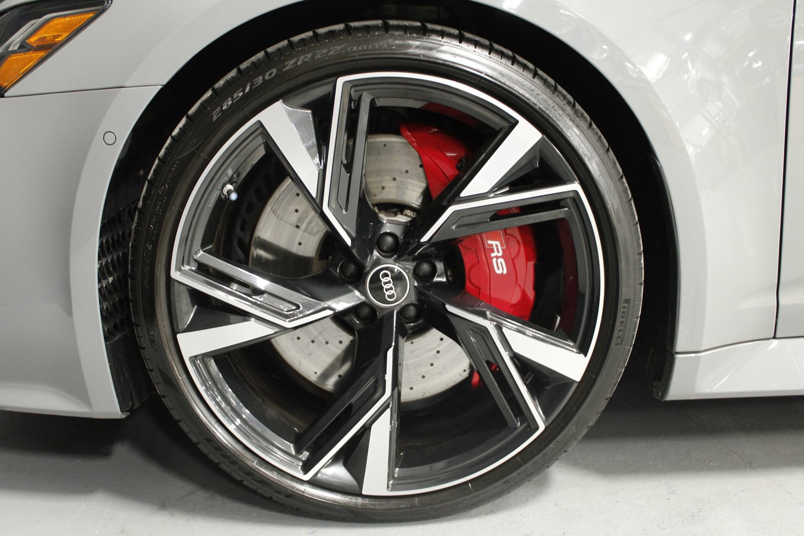 Used 2021 Audi RS 6 image 19