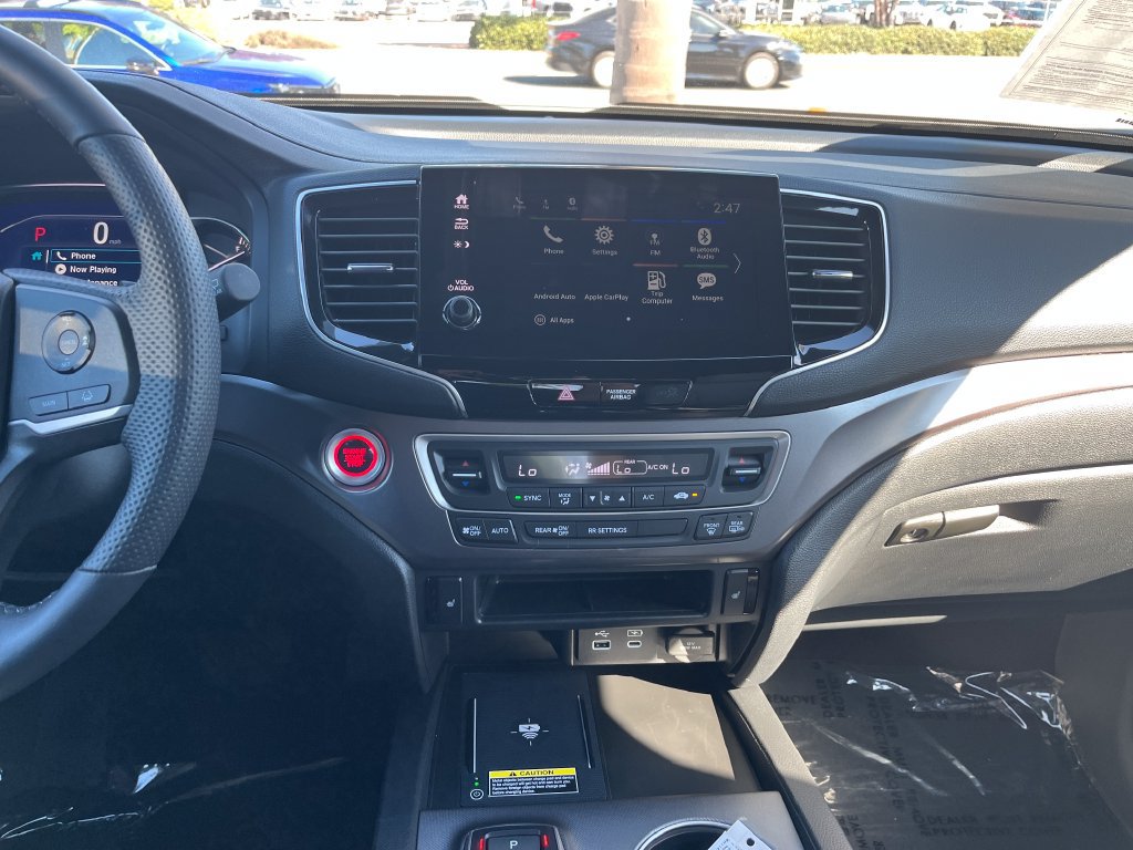 Used 2025 Honda Passport EX-L image 17
