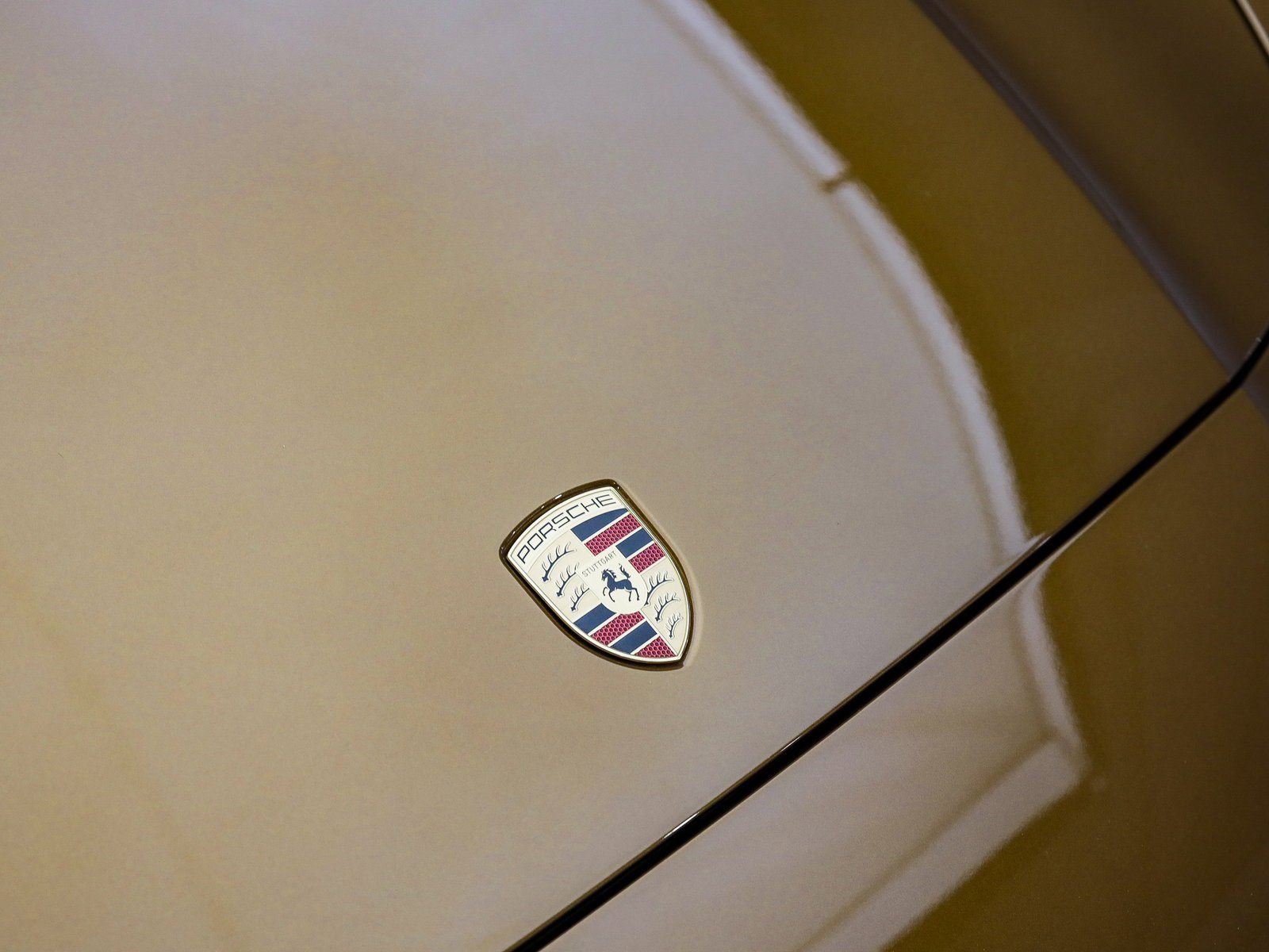 Certified 2025 Porsche Panamera image 15