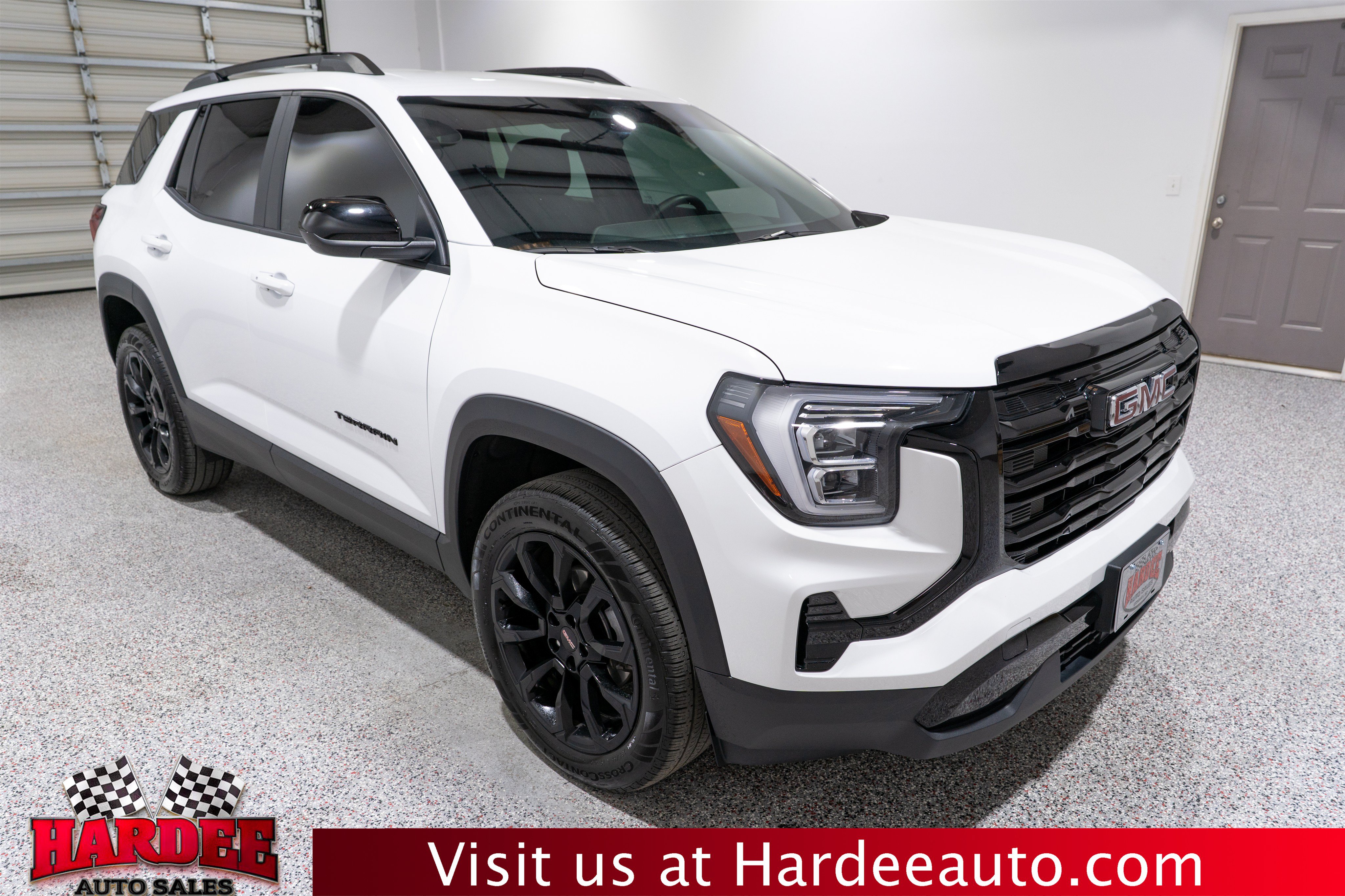 Used 2026 GMC Terrain Elevation w/ Elevation Premium Package FWD image 6