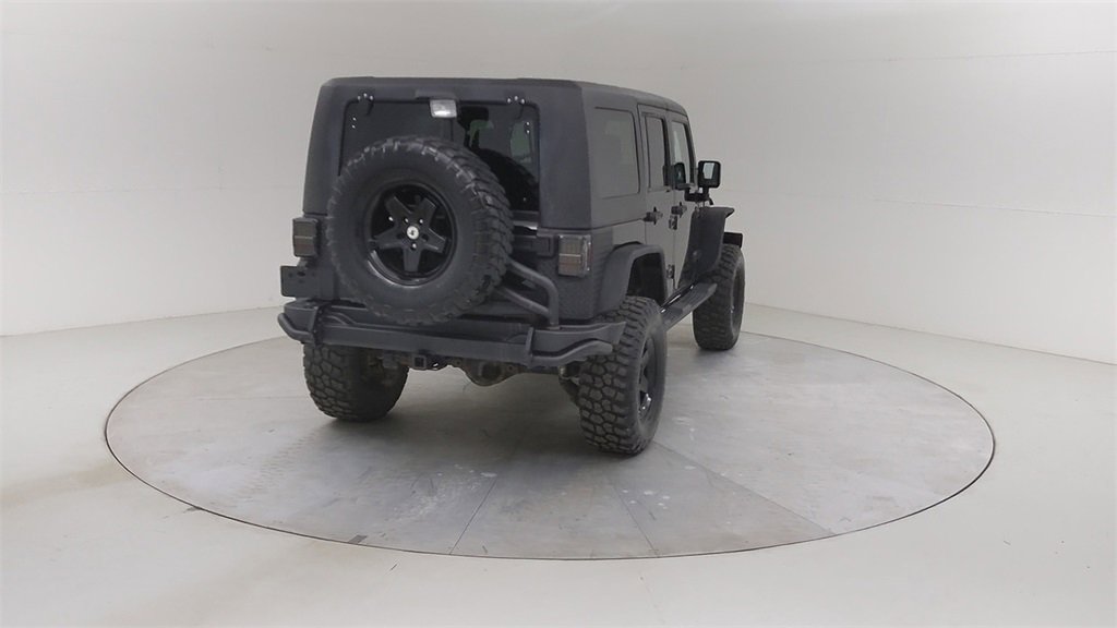 Used 2014 Jeep Wrangler Unlimited Rubicon w/ Connectivity Group image 14