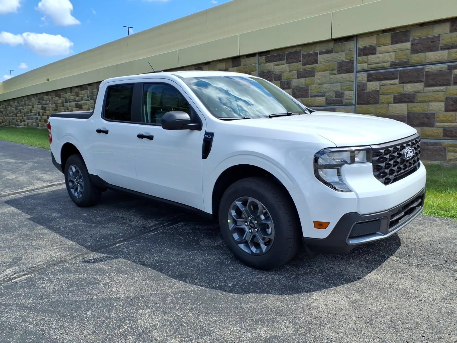 New 2026 Ford Maverick XLT w/ Equipment Group 301A