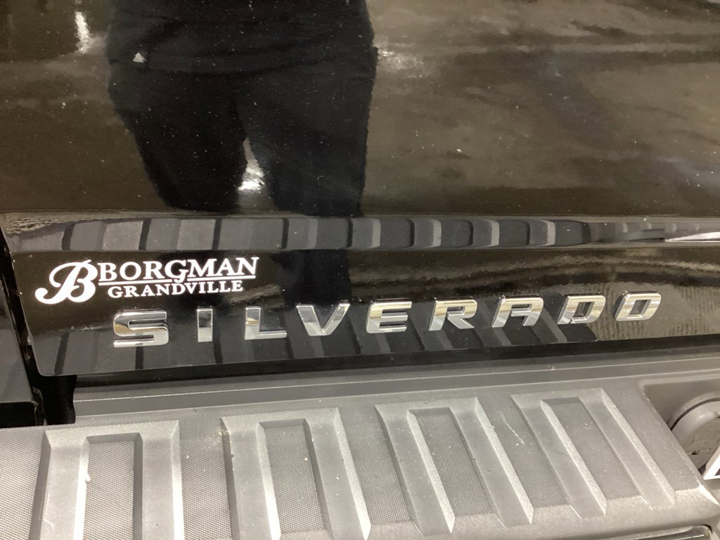 Used 2018 Chevrolet Silverado 1500 LTZ Z71 w/ LTZ Plus Package image 34