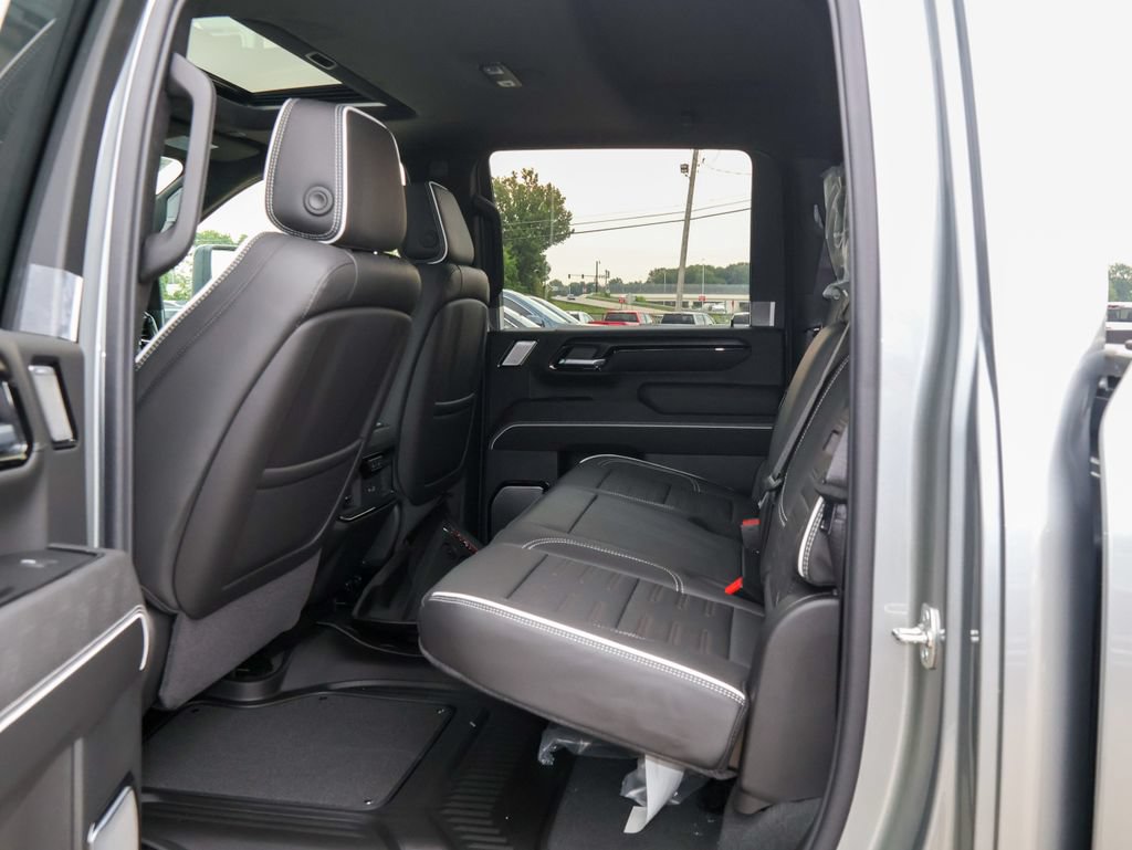 New 2026 GMC Sierra 2500 AT4X w/ LPO, Black Badging Package AWD/4WD image 12