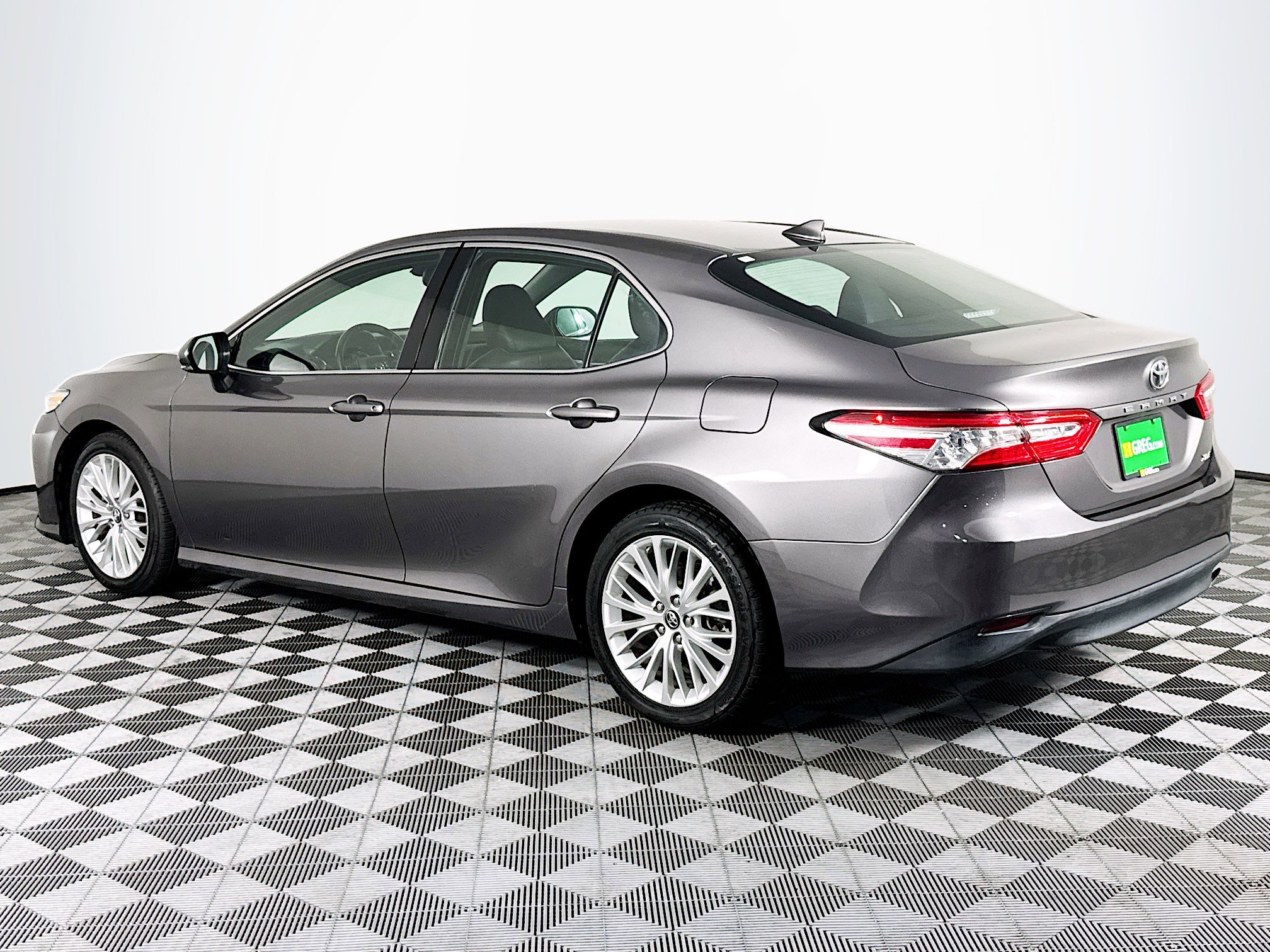 Used 2019 Toyota Camry XLE image 39