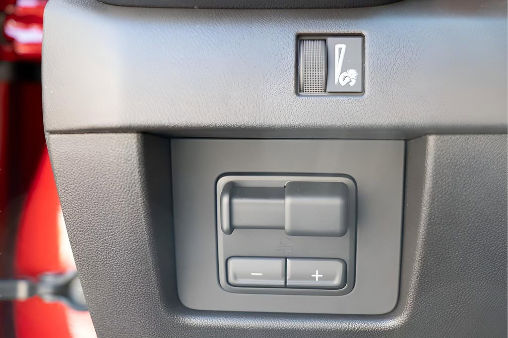 New 2026 GMC Canyon AT4 w/ Technology Plus Package image 18