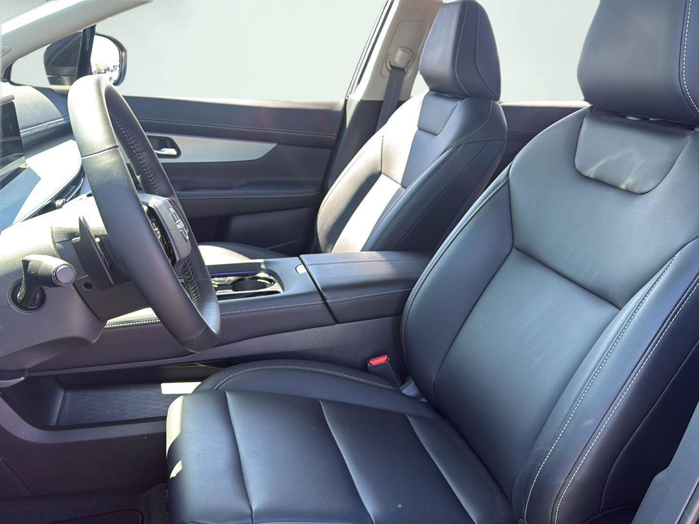 Used 2025 Nissan Murano SL image 10