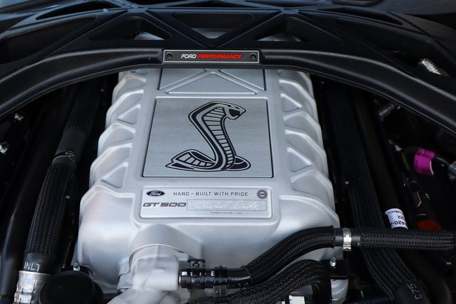 Used 2022 Ford Mustang Shelby GT500 w/ Carbon Fiber Track Pack image 38