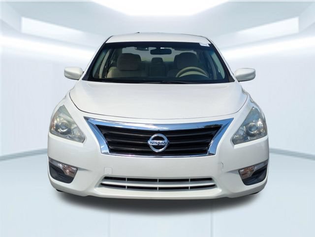 Used 2014 Nissan Altima 2.5 SV FWD image 10